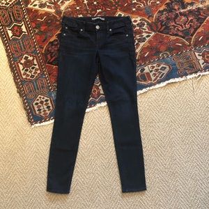 EXPRESS Women’s Stella Legging Jeans • Low Rise • Dark Wash • 2R